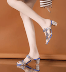 Sandália Joia Rara™ - Sofisticação e Conforto para Seus Pés!