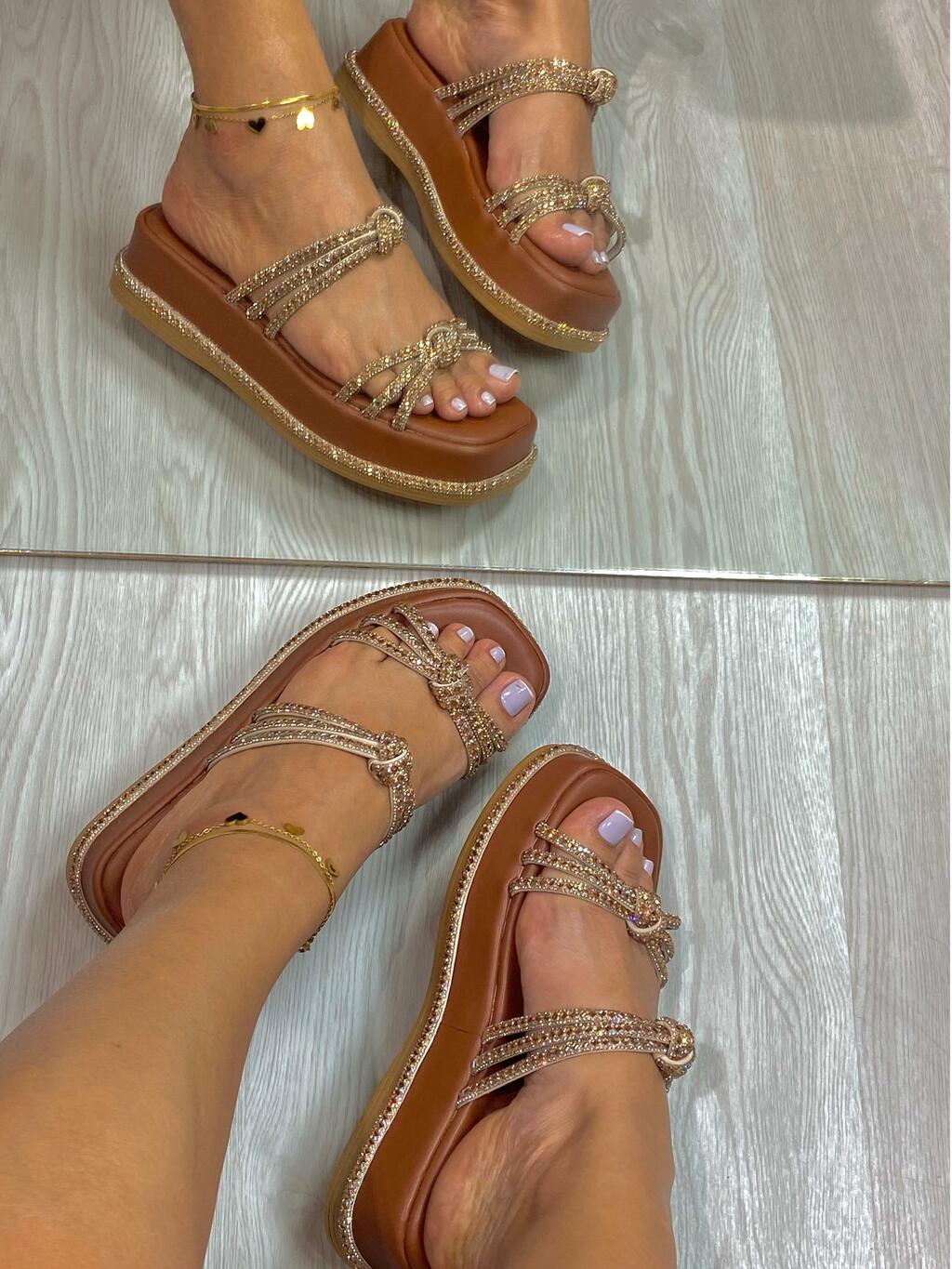 Sandalia Flatform Mariah | PAGUE 1, LEVE 2 PARES!