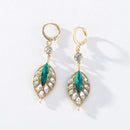 Brinco Luxury com Brilhantes (COMPRE 1 PAR LEVE 3)