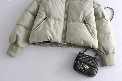 Jaqueta Puffer GoldLess™ com Gola Alta e Caimento Soltinho / A Mais Quentinha e Estilosa para você Arrasar no Inverno!