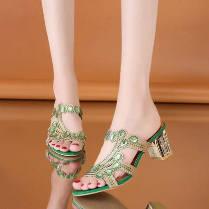 Sandália Joia Rara™ - Sofisticação e Conforto para Seus Pés!