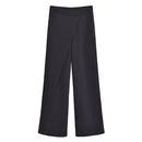 Calça Vogue Charm™️/Mostrando a Calça como uma Peça Clássica, mas com um Toque Moderno!